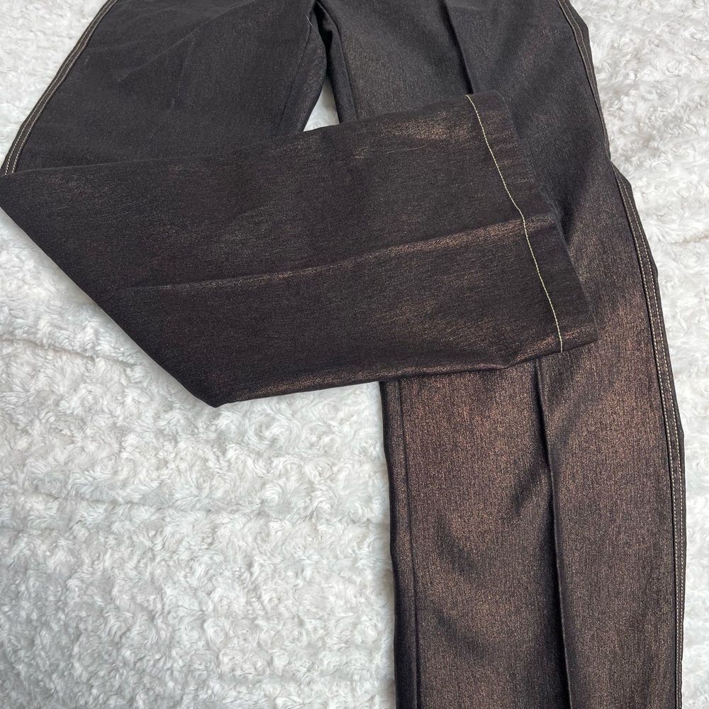 Cache Jeans - Picture 2 of 5